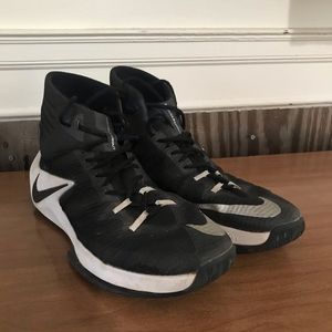 NIKE HIGH TOPS